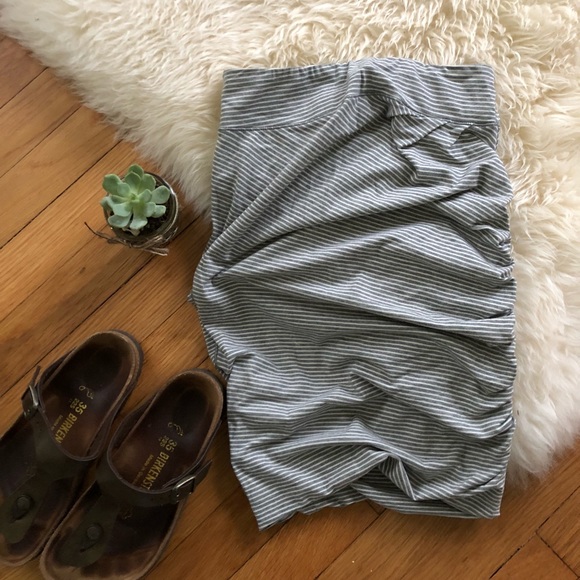 lululemon athletica Dresses & Skirts - Lululemon striped pencil skirt